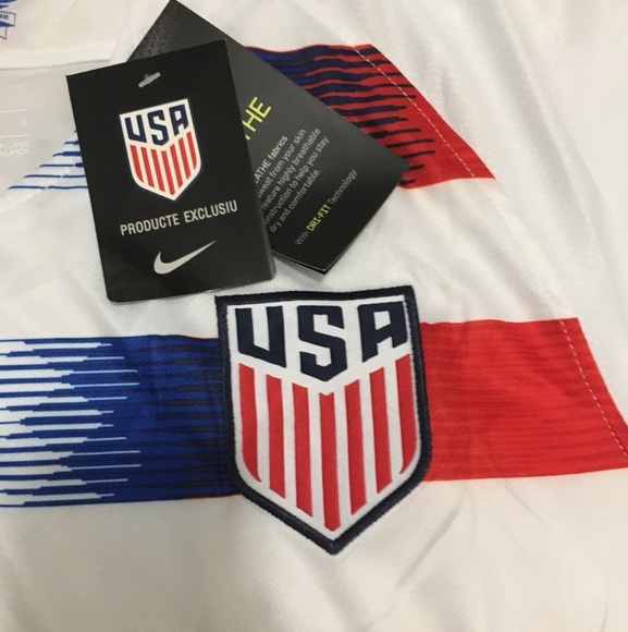 USA Home 2018 Jersey PULISIC #10 - Picture 3 of 5